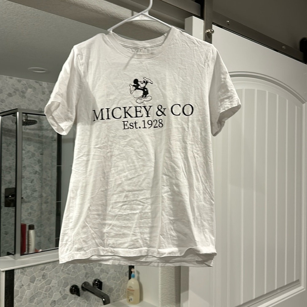 Disney tshirt